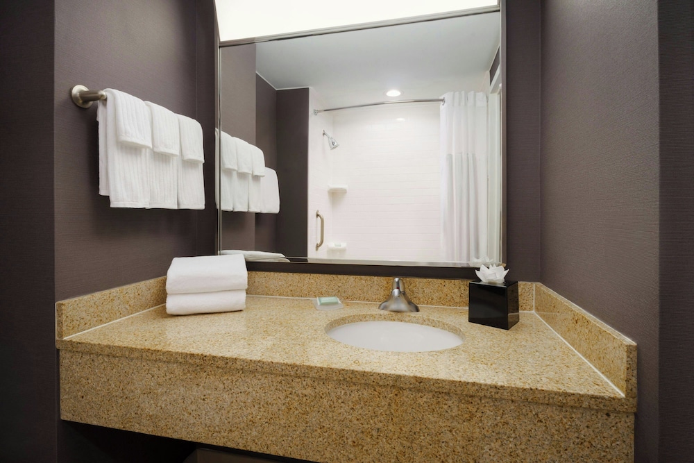 Courtyard by Marriott New York Manhattan Upper East Side - photo 22