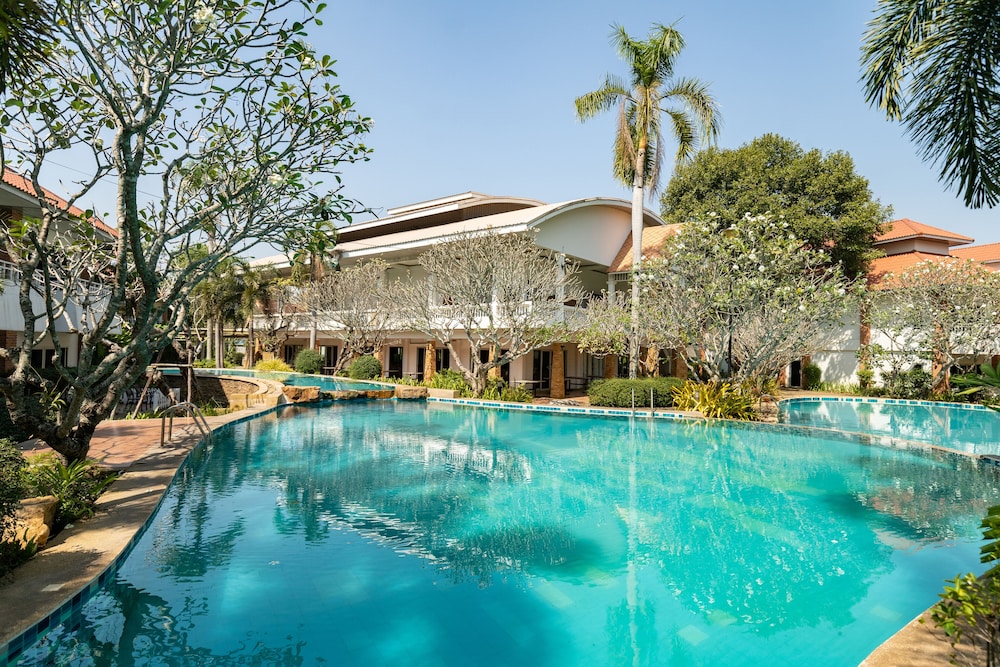 Cholapruek Resort in Nakhon Nayok, Thailand