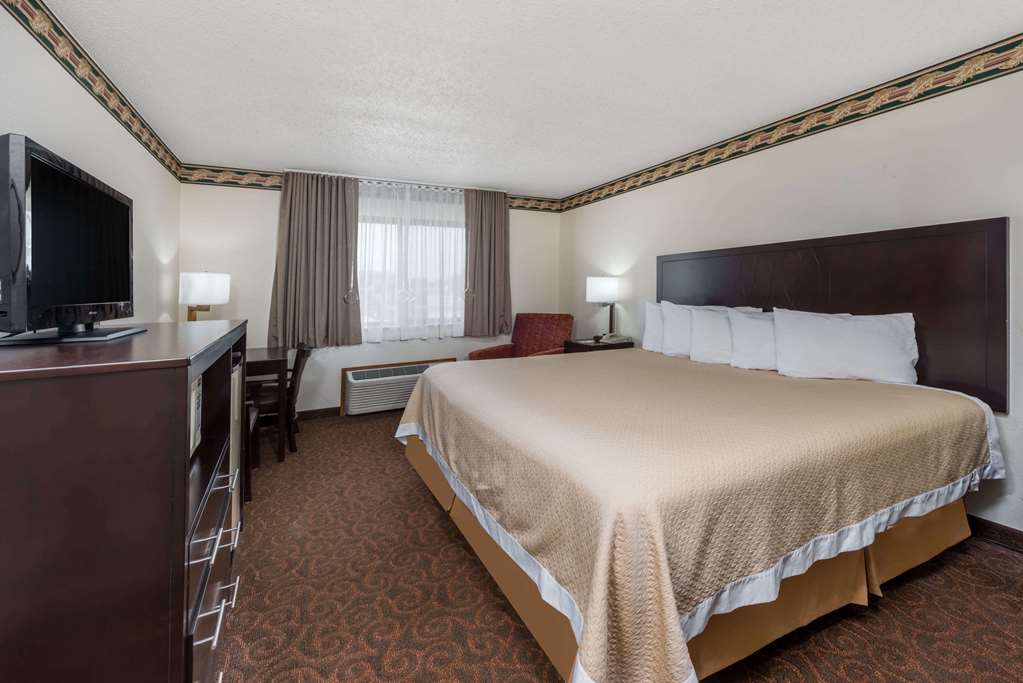 Days Inn by Wyndham Mexico - photo 10