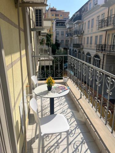 Meri's Apartment in Center — 4-Star Luxury Hotel in Shkoder, Albania