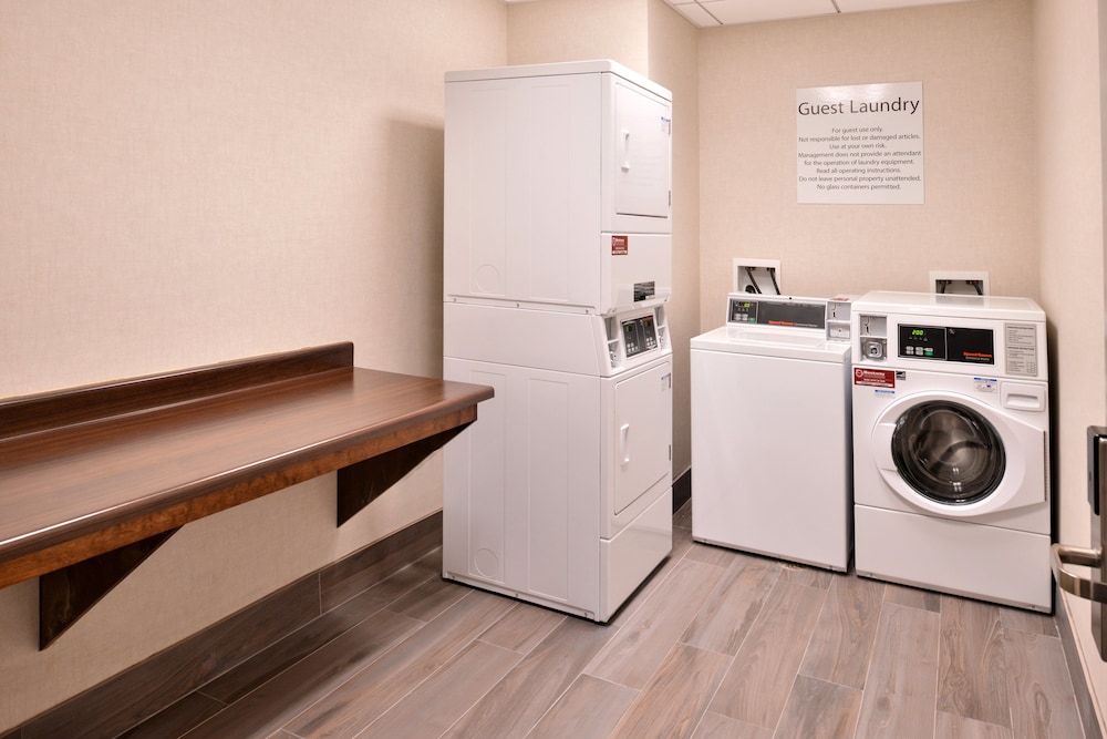 Holiday Inn Express & Suites Loma Linda San Bernardino S by IHG - photo 32