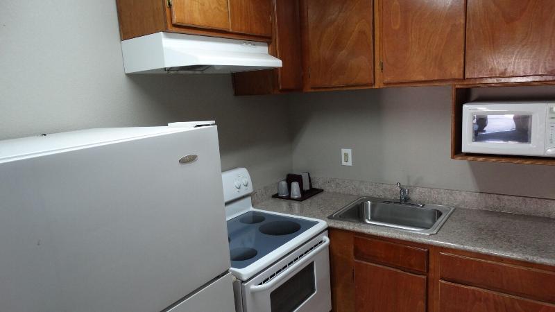 Regency Inn & Suites By Capital O Houston IAH Airport - photo 16
