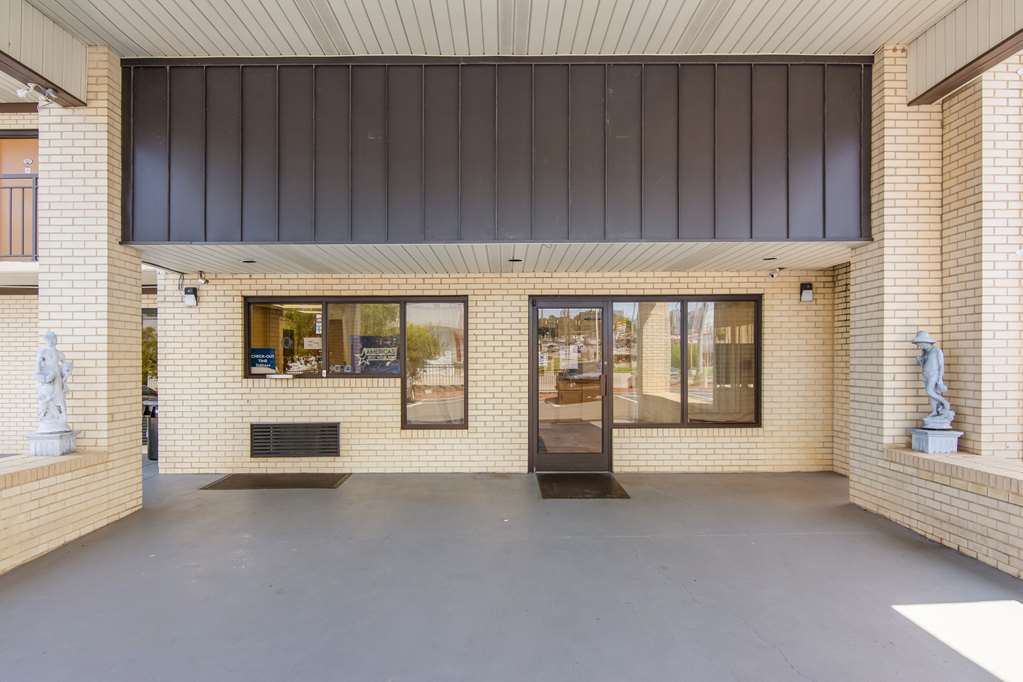 Americas Best Value Inn Wadesboro - photo 12