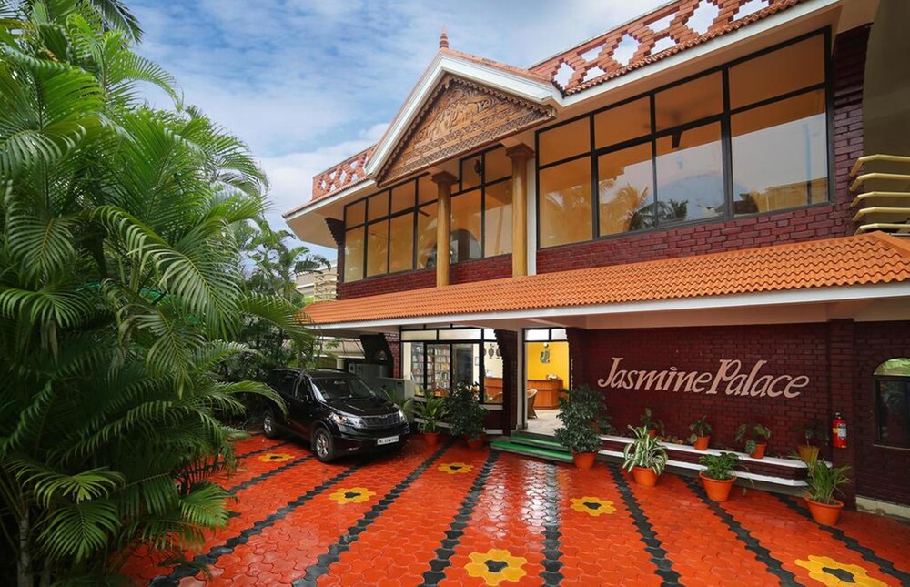 Jasmine Palace - carbon neutral hotel in Neyyattinkara