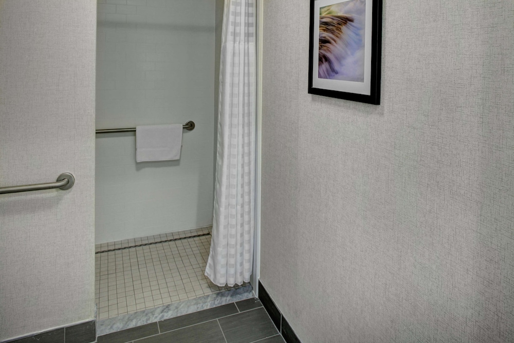 Homewood Suites by Hilton Richmond Downtown - photo 23