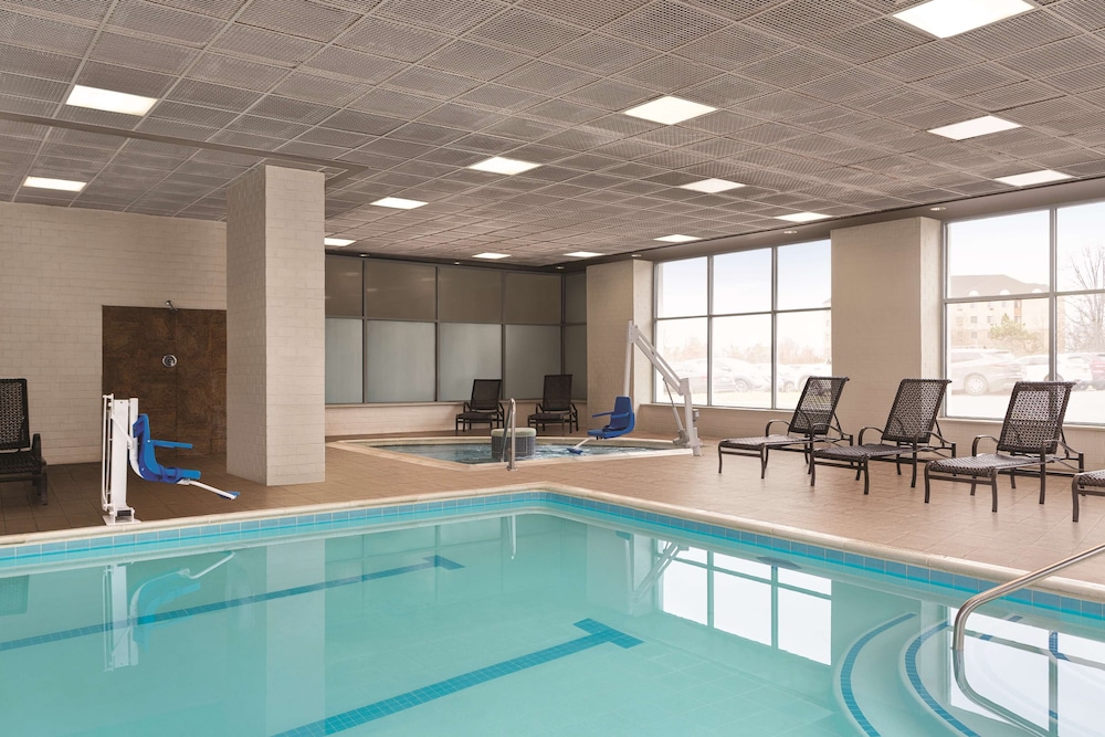 Embassy Suites by Hilton Baltimore at BWI Airport - photo 29