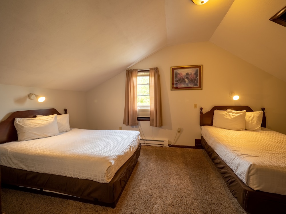 Lake 'N Pines Motel - photo 30