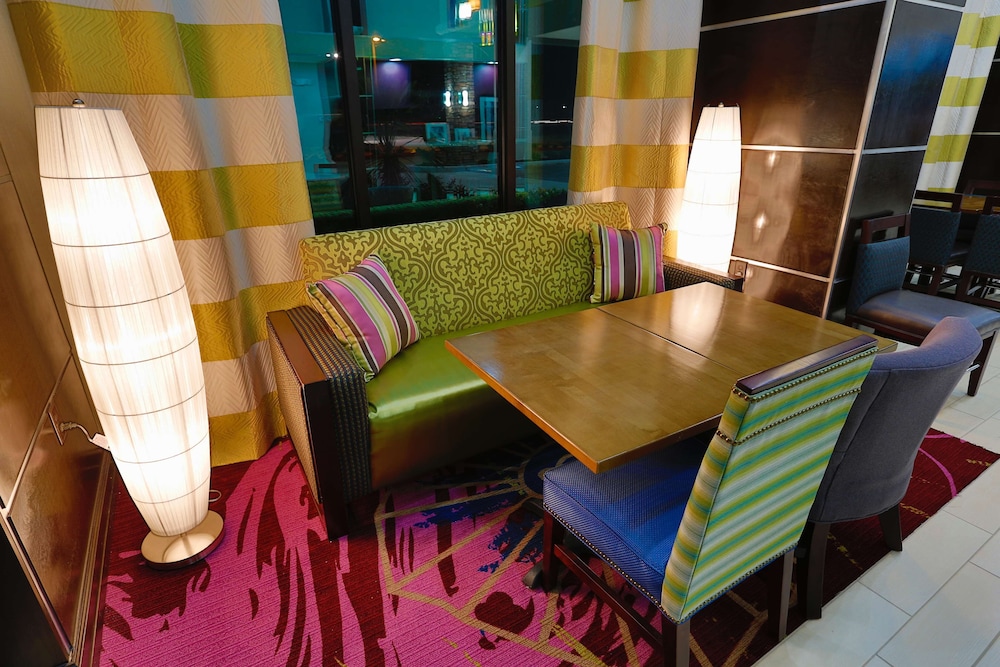 Hampton Inn & Suites Missouri City TX - photo 5