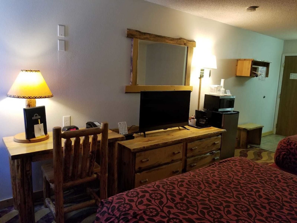 Days Inn by Wyndham Sandpoint - photo 11