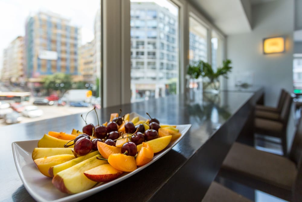 מזון ומשקאות