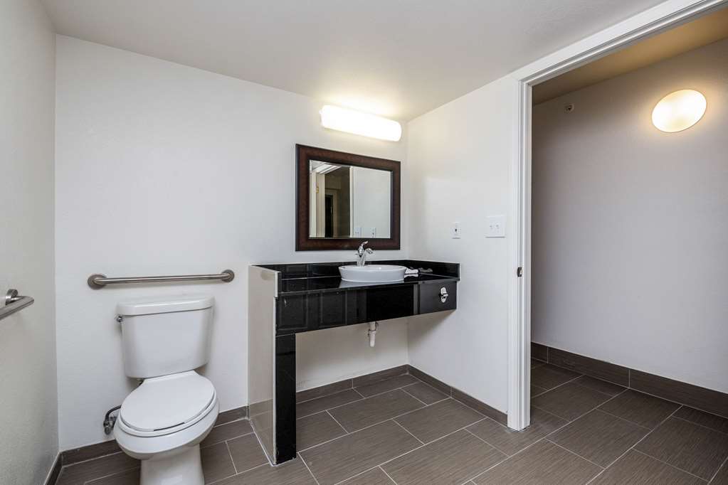 Motel 6 Peoria IL - photo 21