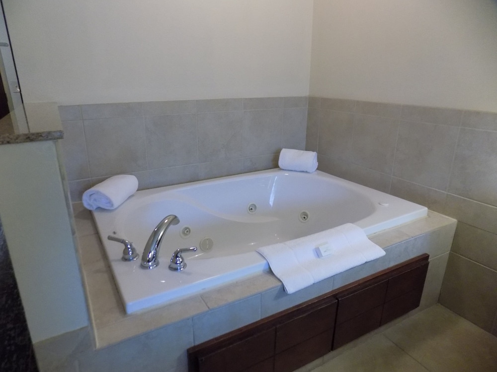 Cobblestone Hotel & Suites Seward - photo 18