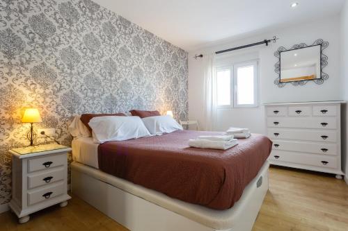 BARQUILLAS de la Caleta Home by Cadiz4Rentals — 4-Star Luxury Hotel in Cadiz, Spain