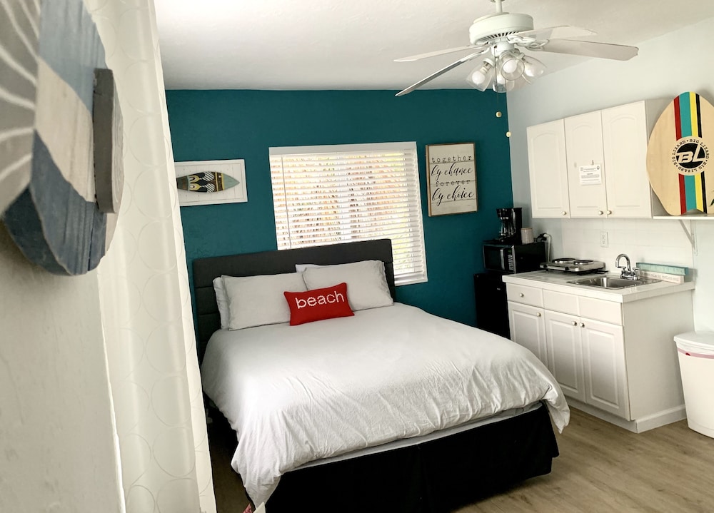 4145 By The Sea Inn & Suites - photo 28
