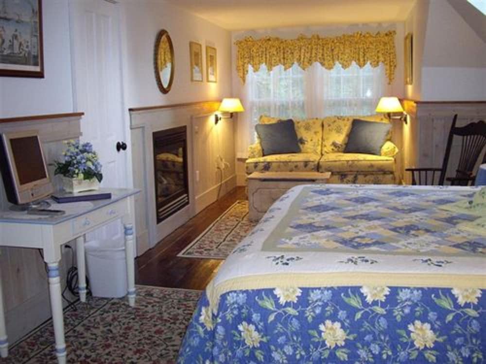 Isaiah Jones Homestead Bed & Breakfast - photo 11