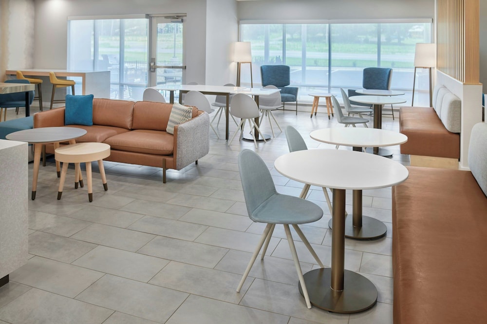 TownePlace Suites by Marriott Calhoun - photo 40