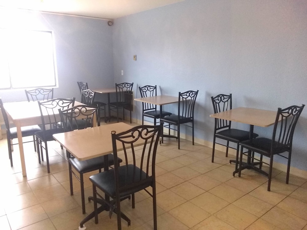 Sioux City Inn - photo 36