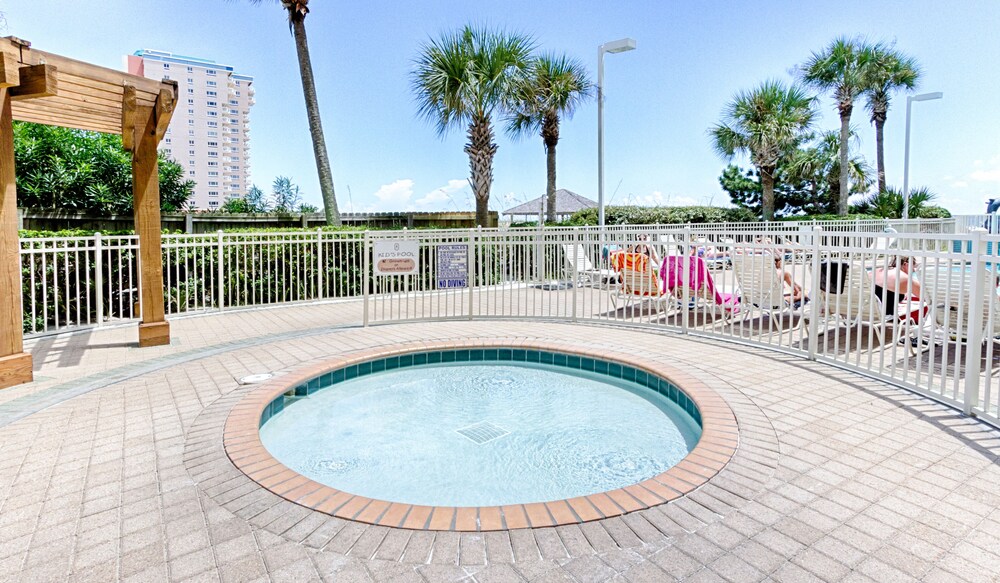 Pelican Beach Resort - photo 42