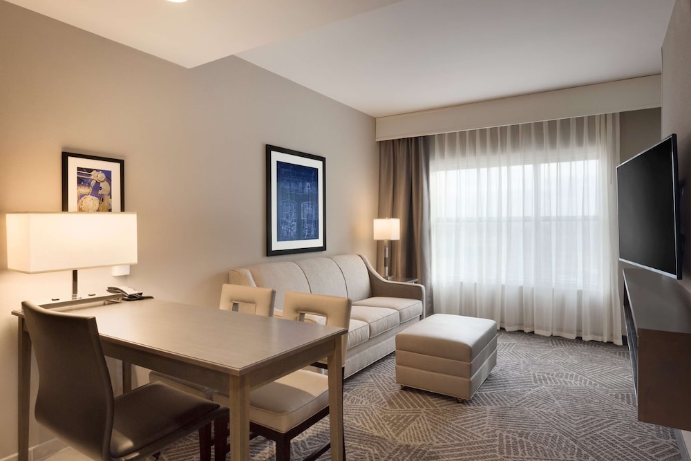 Embassy Suites by Hilton Kansas City Olathe - photo 19
