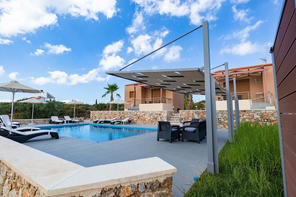 Electra Villas at Kokkino Chorio — 4-Star Luxury Hotel in Prinos, Greece