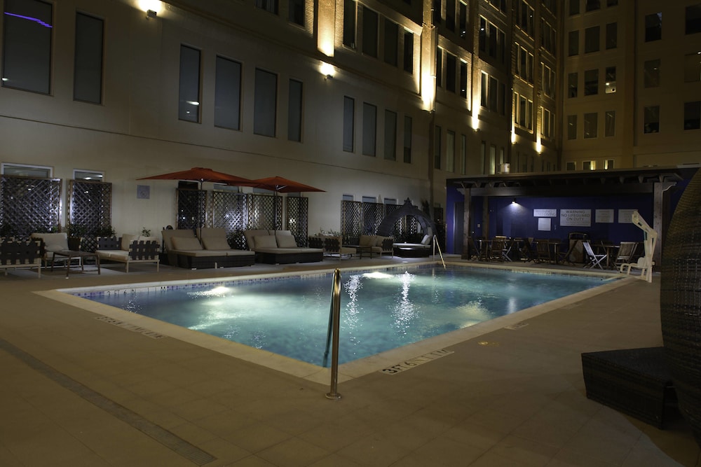 Fairfield Inn & Suites by Marriott Dallas Downtown - photo 10