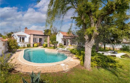 4 Bedroom Awesome Home In Sisan — 4-Star Luxury Hotel in Liznjan, Croatia