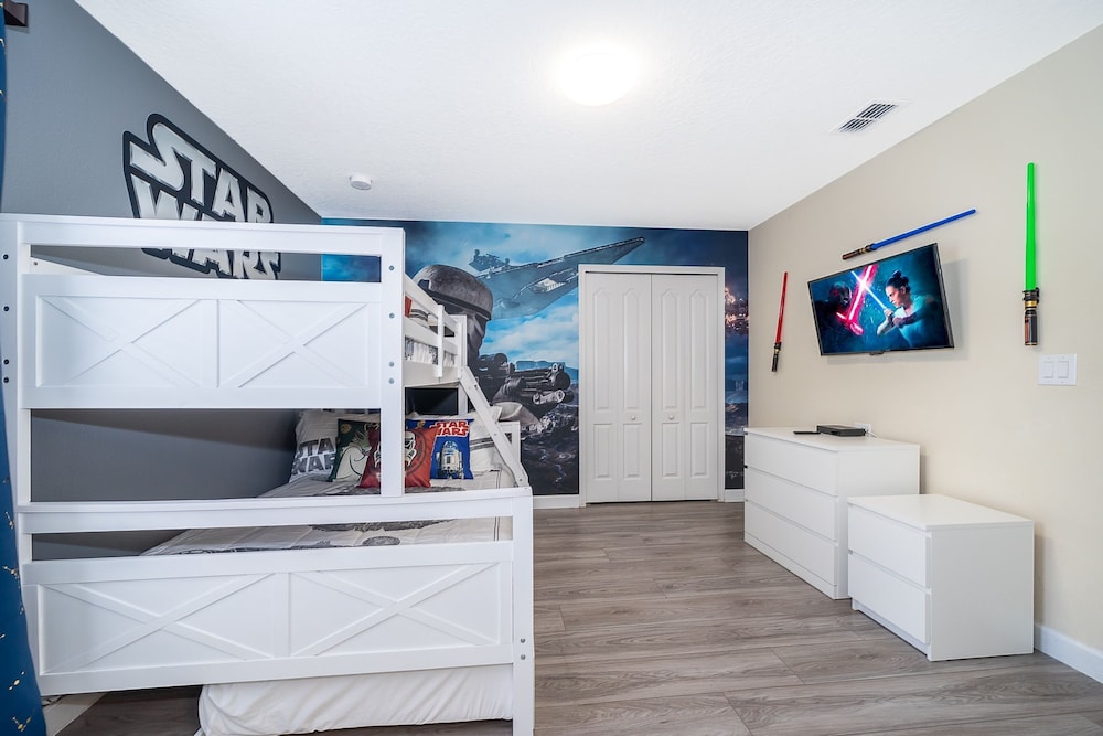 Orlandoasis by Avantstay 8bdr Pool Movie Theater Game Room Resort Access - photo 31