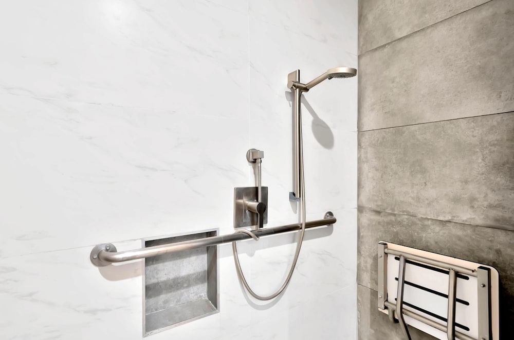 Exclusivo Inn & Suites - photo 25