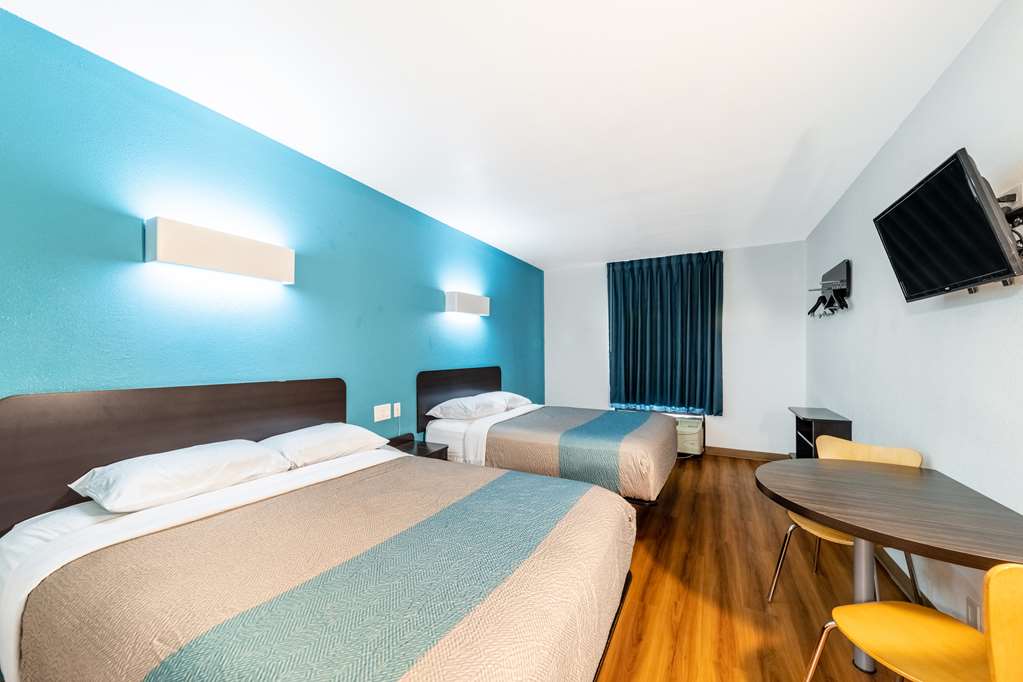 Motel 6 Lewisville TX Medical City - photo 10