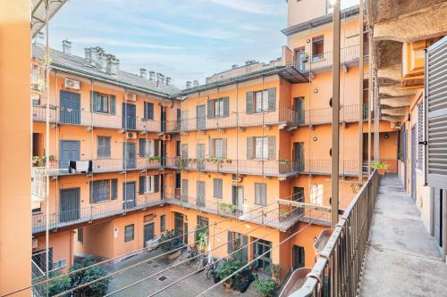 Easylife Milano MonteNero 62 Porta Romana — 4-Star Luxury Hotel in Milan, Italy