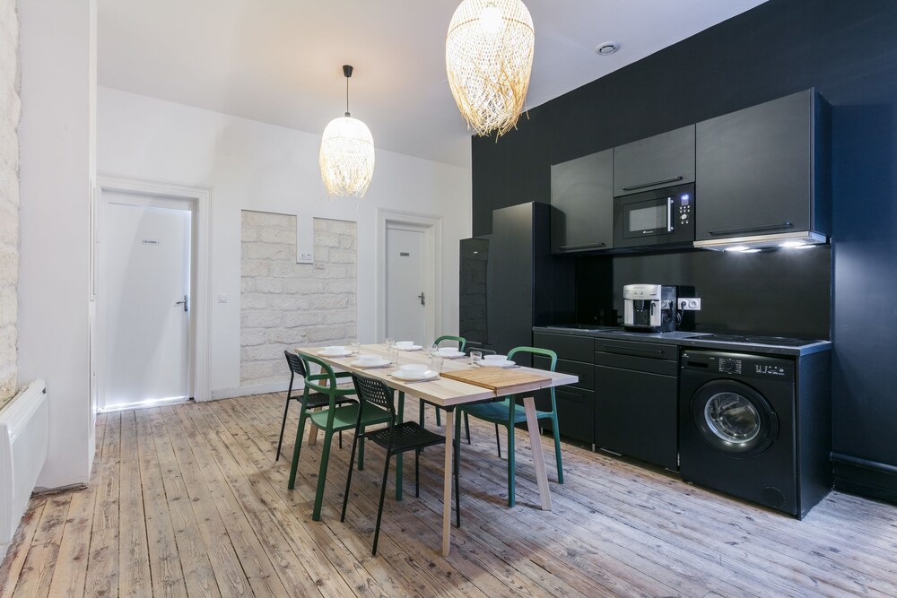 Coeur Urbain Bedrooms Gare St Roch II in Montpellier, France