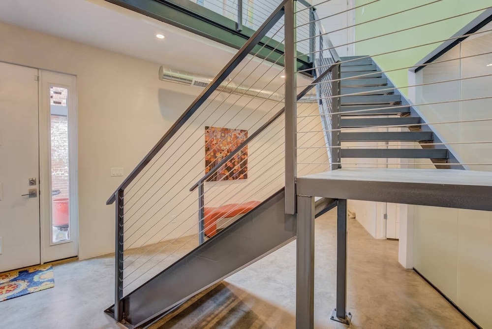 3BR Modern Marveldowntown Customprivate Balcony - photo 33