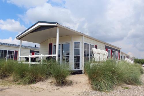 Pier98 25 - carbon neutral hotel in Scharbeutz