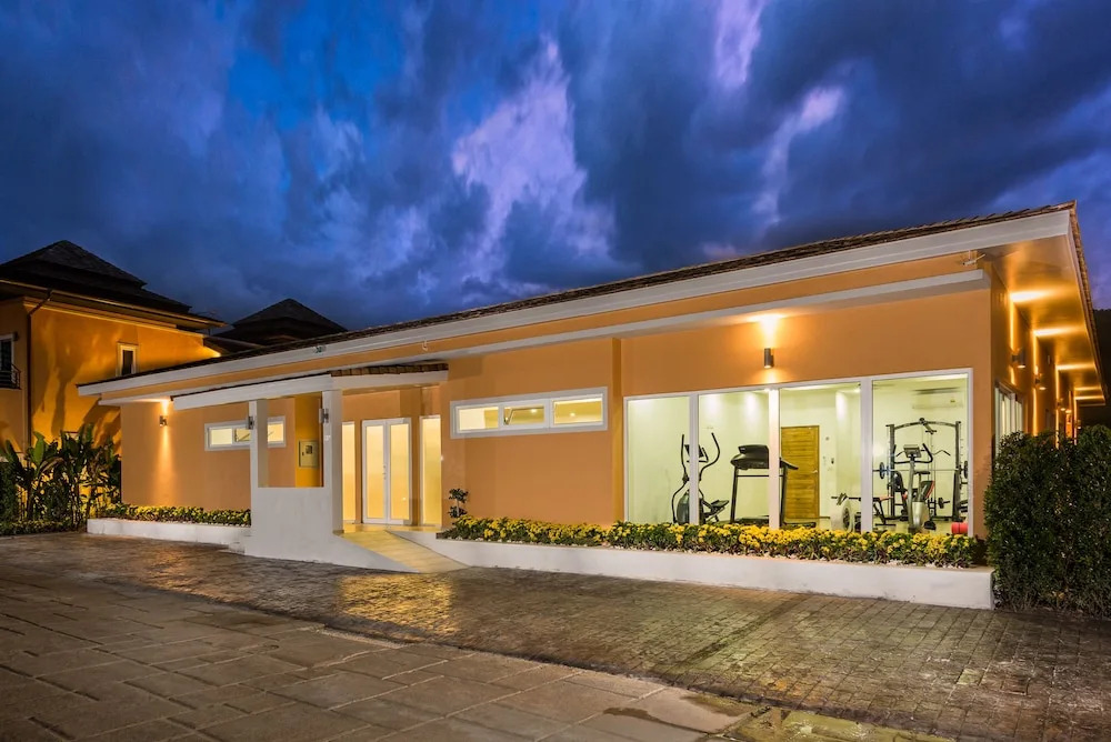 Sunset Emily Villas & Rooms — 4-Star Luxury Hotel in Laem Ngop, Thailand