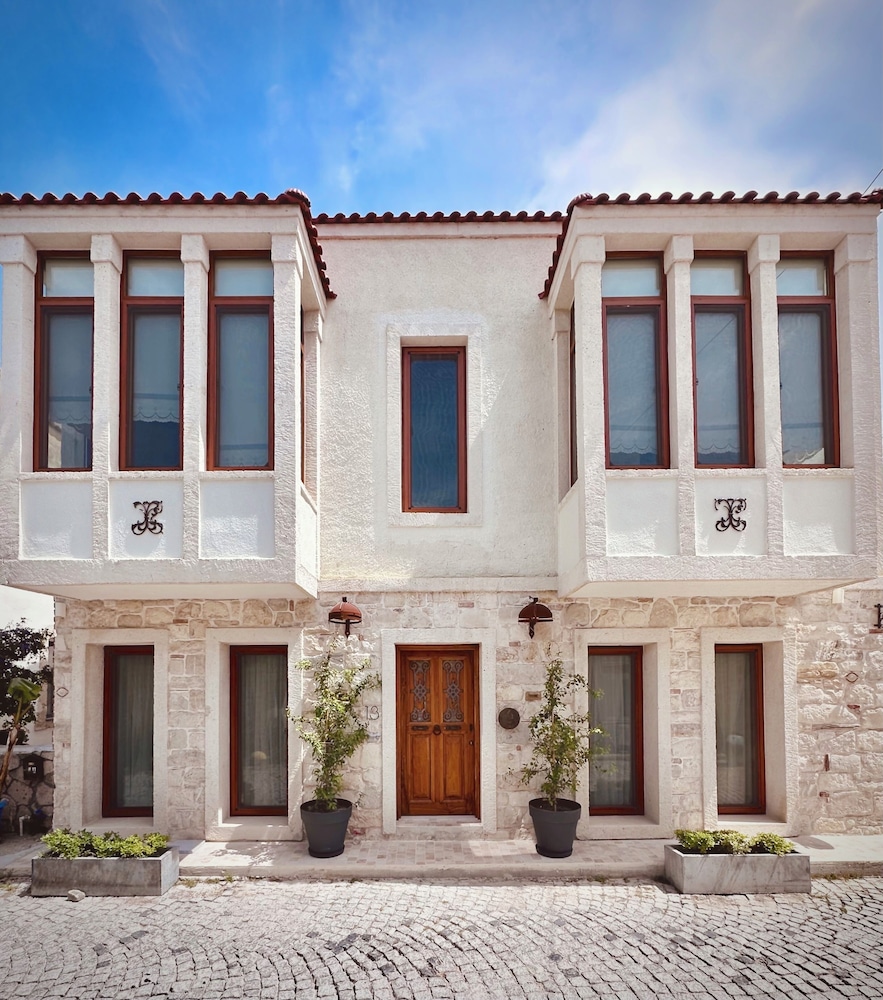 6 Oda Alacati - carbon neutral hotel in Cesme