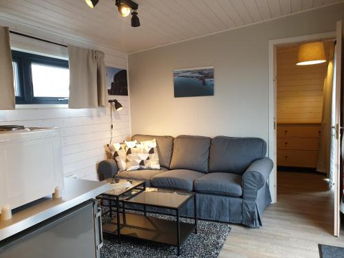 Black Beach Cottage Small