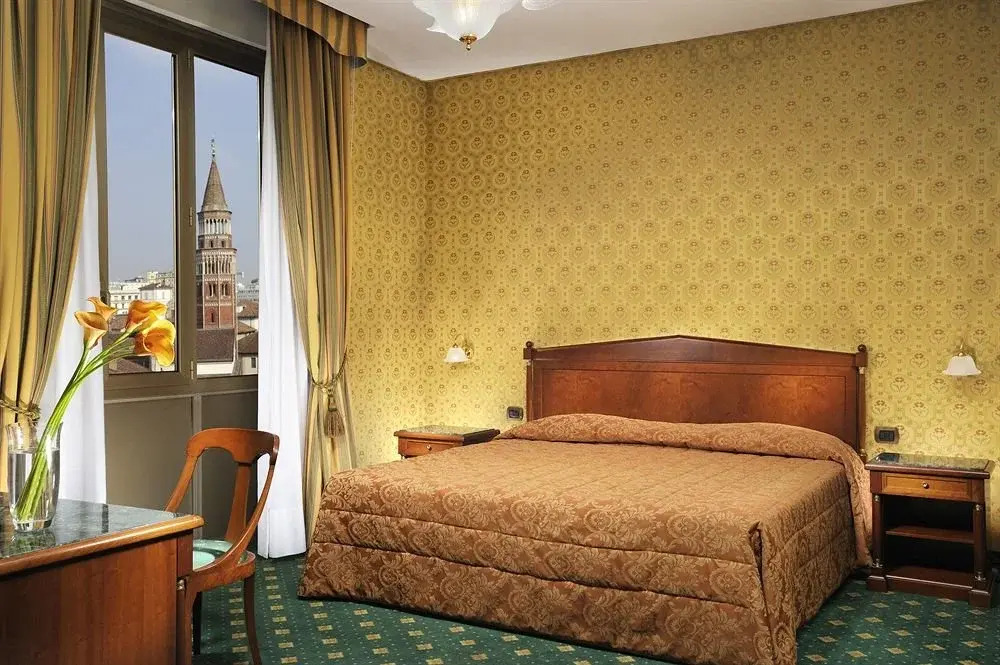 Grand Plaza — Milan
