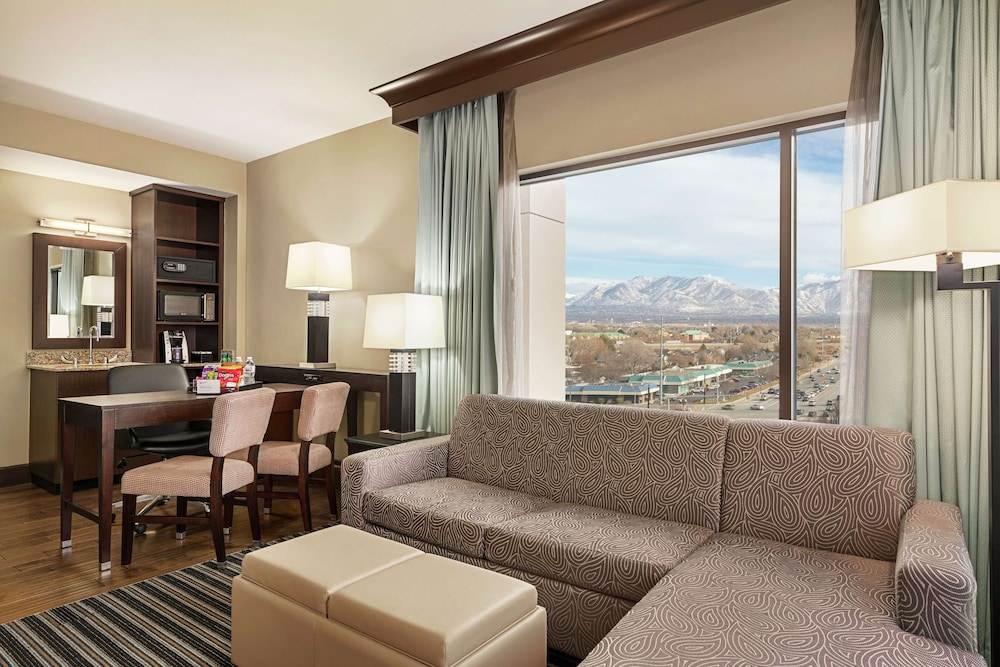 Embassy Suites by Hilton Salt Lake West Valley City - photo 43