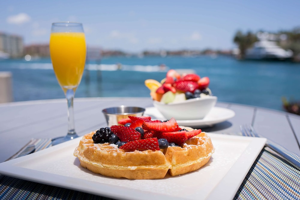 Waterstone Resort & Marina Boca Raton Curio Collection by Hilton - photo 42