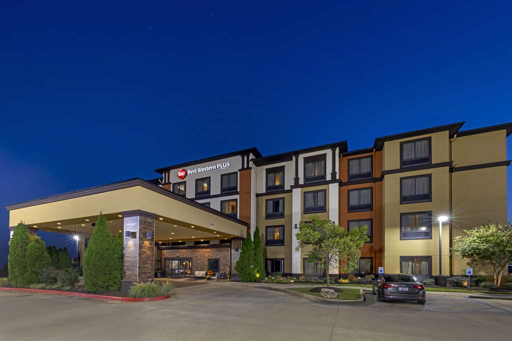 Best Western Plus Tupelo Inn & Suites - photo 2
