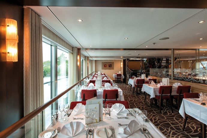 Crossgates Hotelship 4 Star Nizzaufer Frankfurt in Frankfurt Am Main, Germany