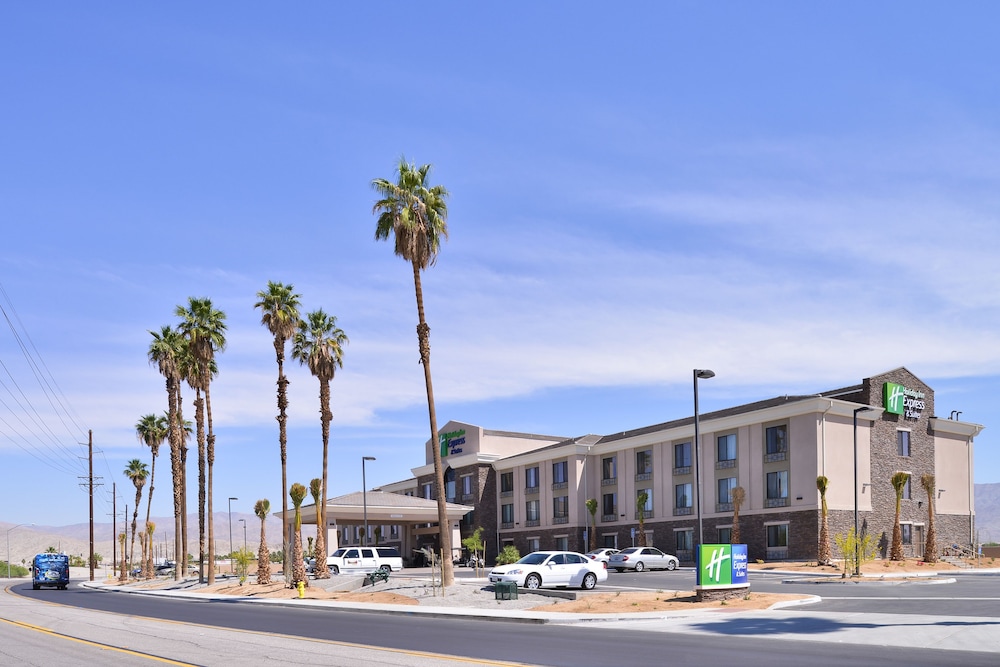 Holiday Inn Express & Suites Indio Coachella Valley by IHG - photo 72