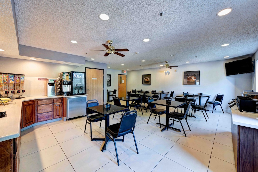 SureStay Plus Hotel by Best Western Redding - photo 21