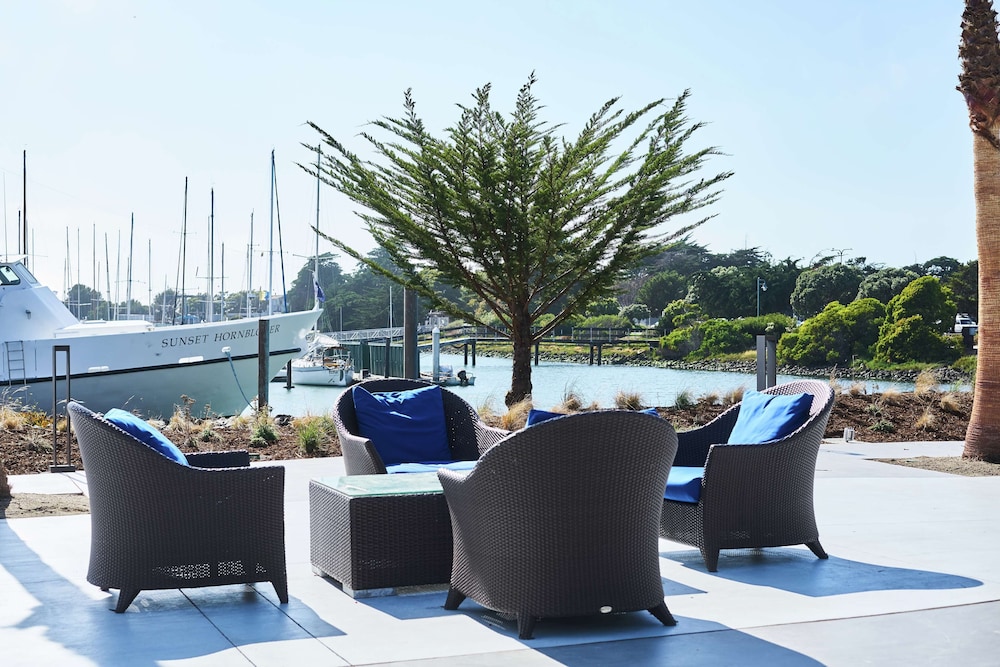 DoubleTree by Hilton Hotel Berkeley Marina - photo 51