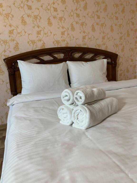 Home Hotel on Institutskaya st. 7 — hotel in Prokop'yevsk
