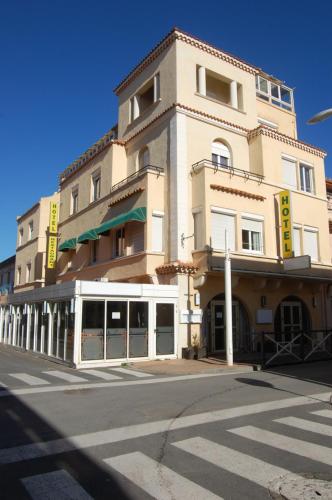 Hotel De La Plage — hotel in Valras-Plage