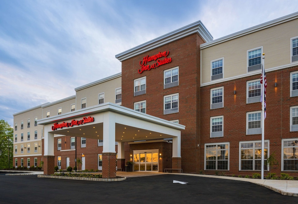 Hampton Inn & Suites Bridgewater - featured photo