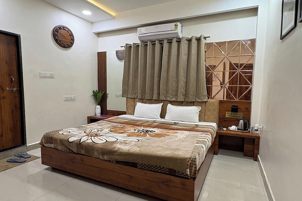 Hotel Anantshree Inn Shree Mahakaleshwar Temple Ujjain in Ujjain, India