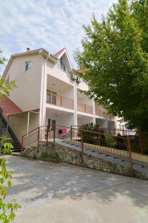 Pchela Hotel — Yalta — photo 2