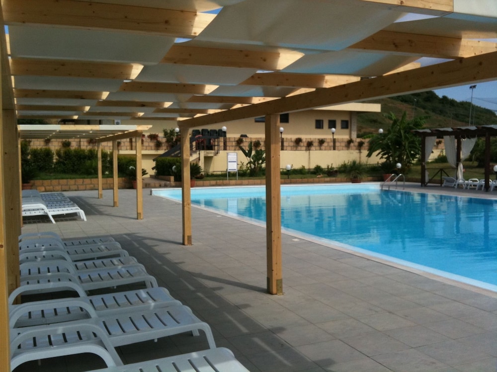 Baia dei Canonici - carbon neutral hotel in Catanzaro